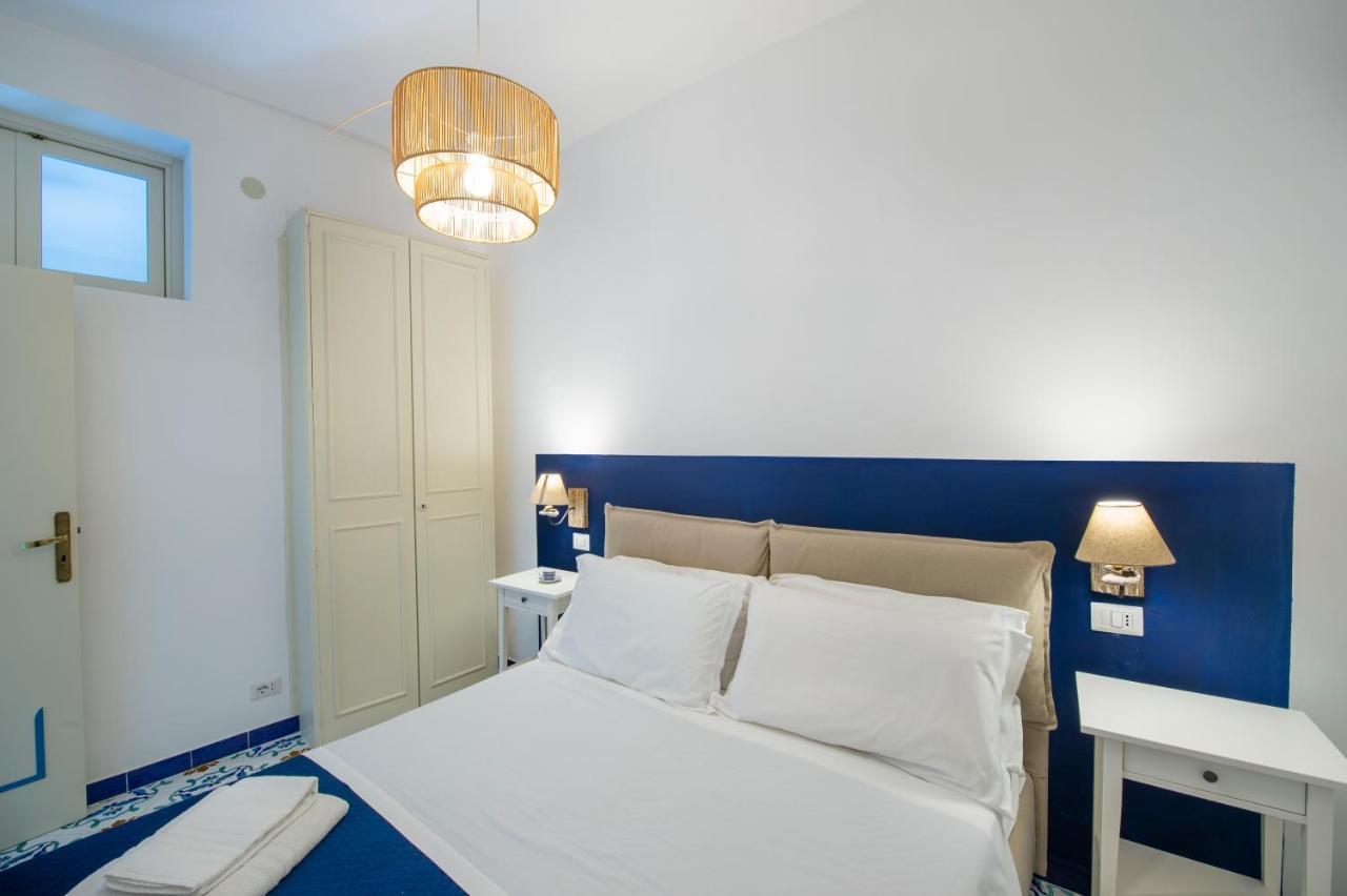 A Casa Di Rosy Apartment Positano Bagian luar foto